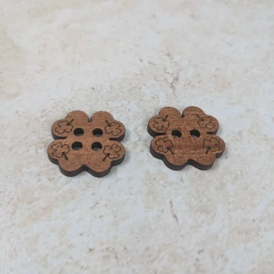 Shamrock wood buttons