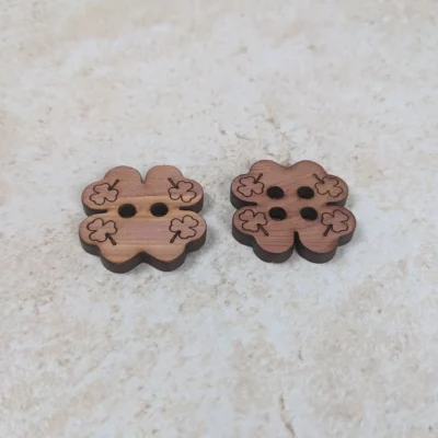 Shamrock wood buttons