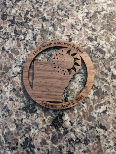 il_fullxfull.5747757961_ido6 2024 Solar Eclipse Refrigerator Magnet